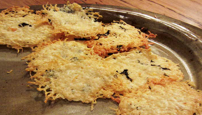 bolacha de queijo parmesão