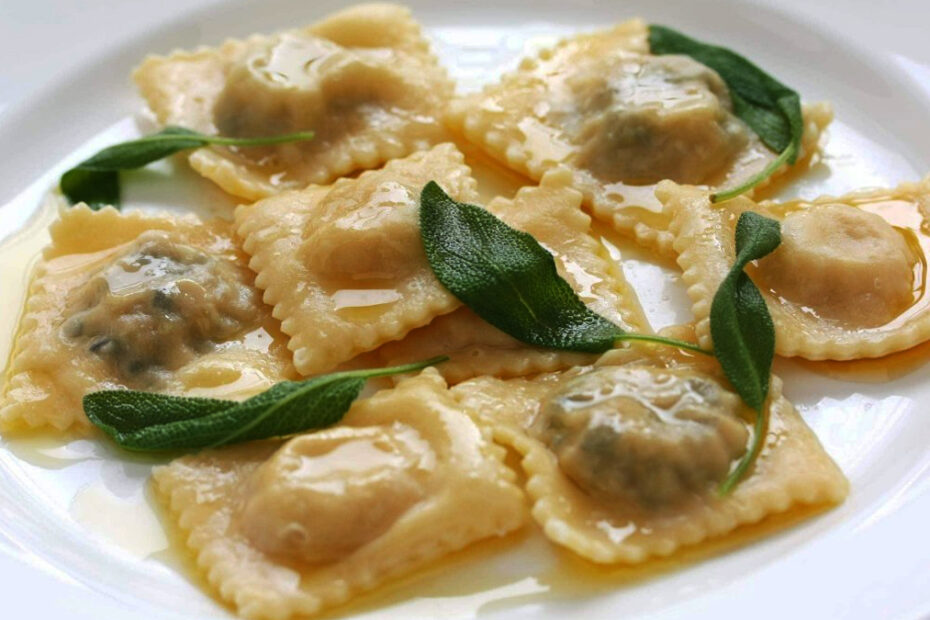 Ravioli de Ricota e Espinafre