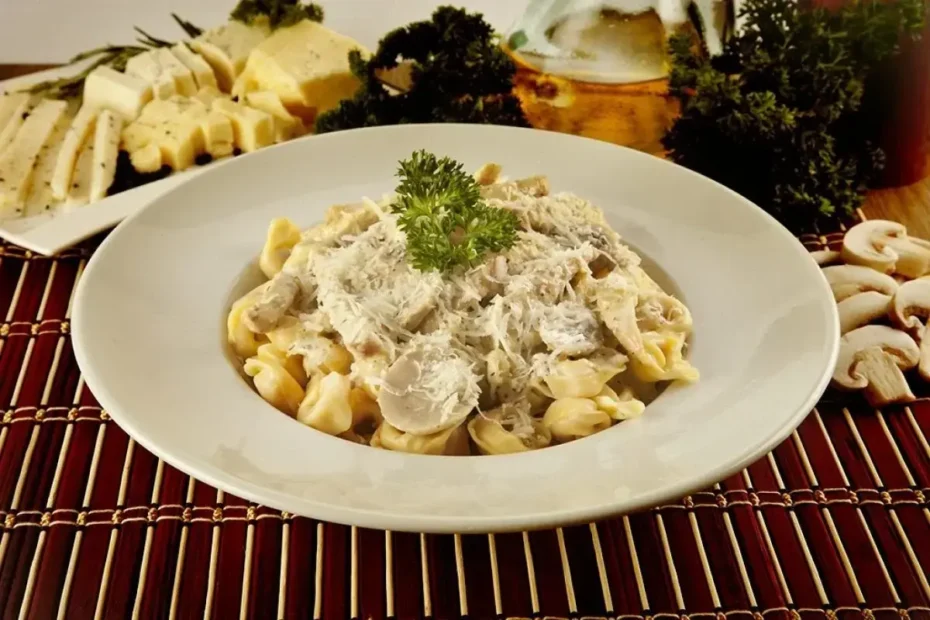 Tortellini de Queijo ao Molho Branco